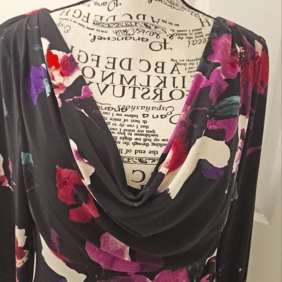 Ralph Lauren  Floral Printwrap dress. Size 10 - Picture 3 of 8